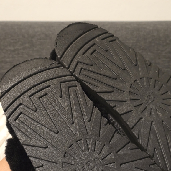 UGG Disquette Slippers Black Size 7 - Picture 10 of 11
